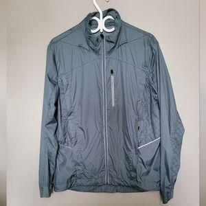Women's Lululemon smoky green windbreaker jacket